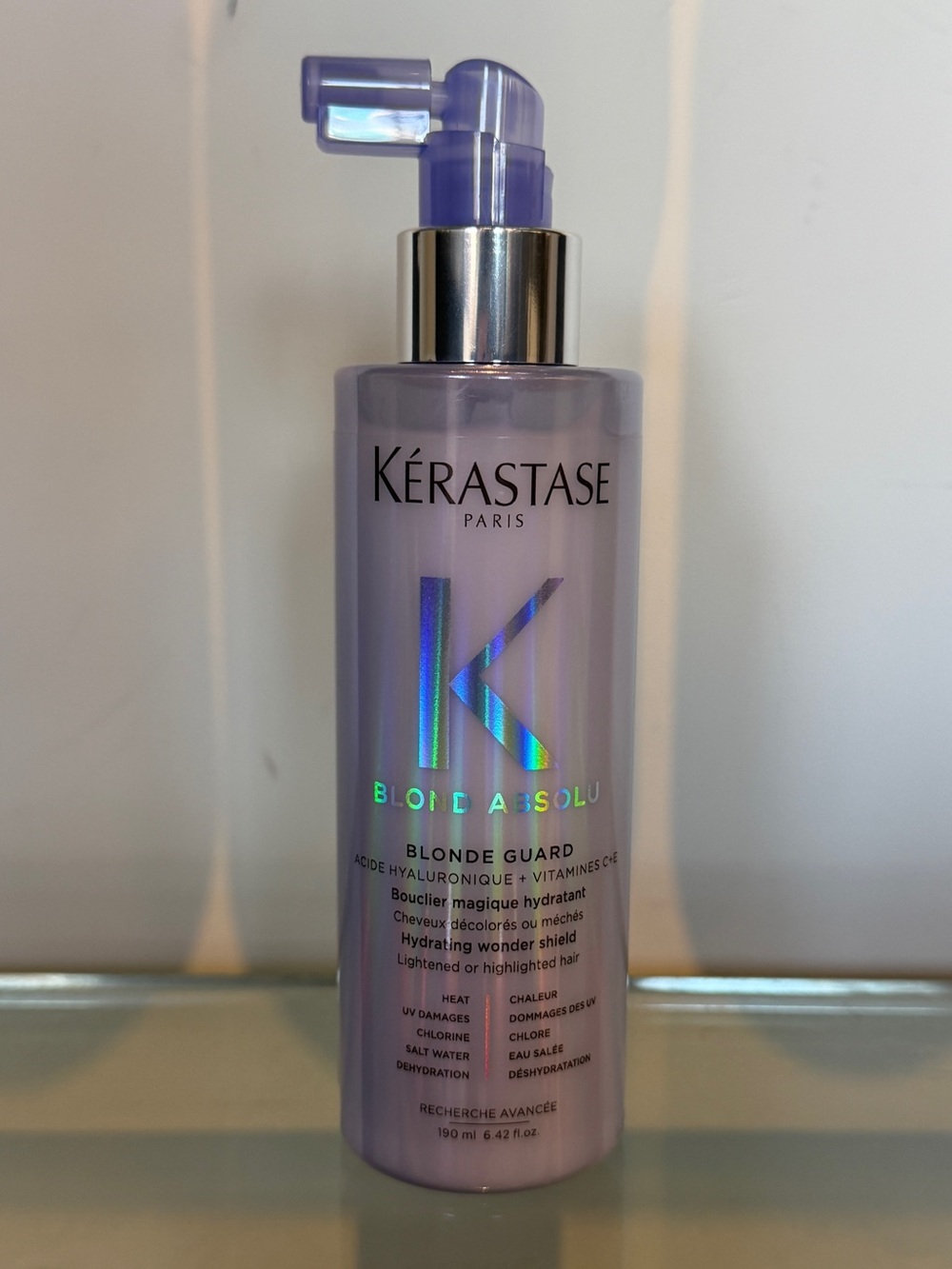 Kérastase BLOND ABSOLU BLONDE
GUARD HYDRATING
WONDER SHIELD LEAVE-IN
SPRAY - NEW